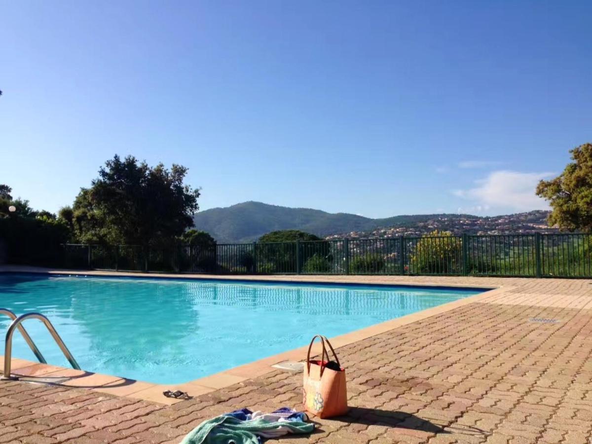 Maison Charmante A Sainte-Maxime Avec Piscine Partagee Villa ภายนอก รูปภาพ